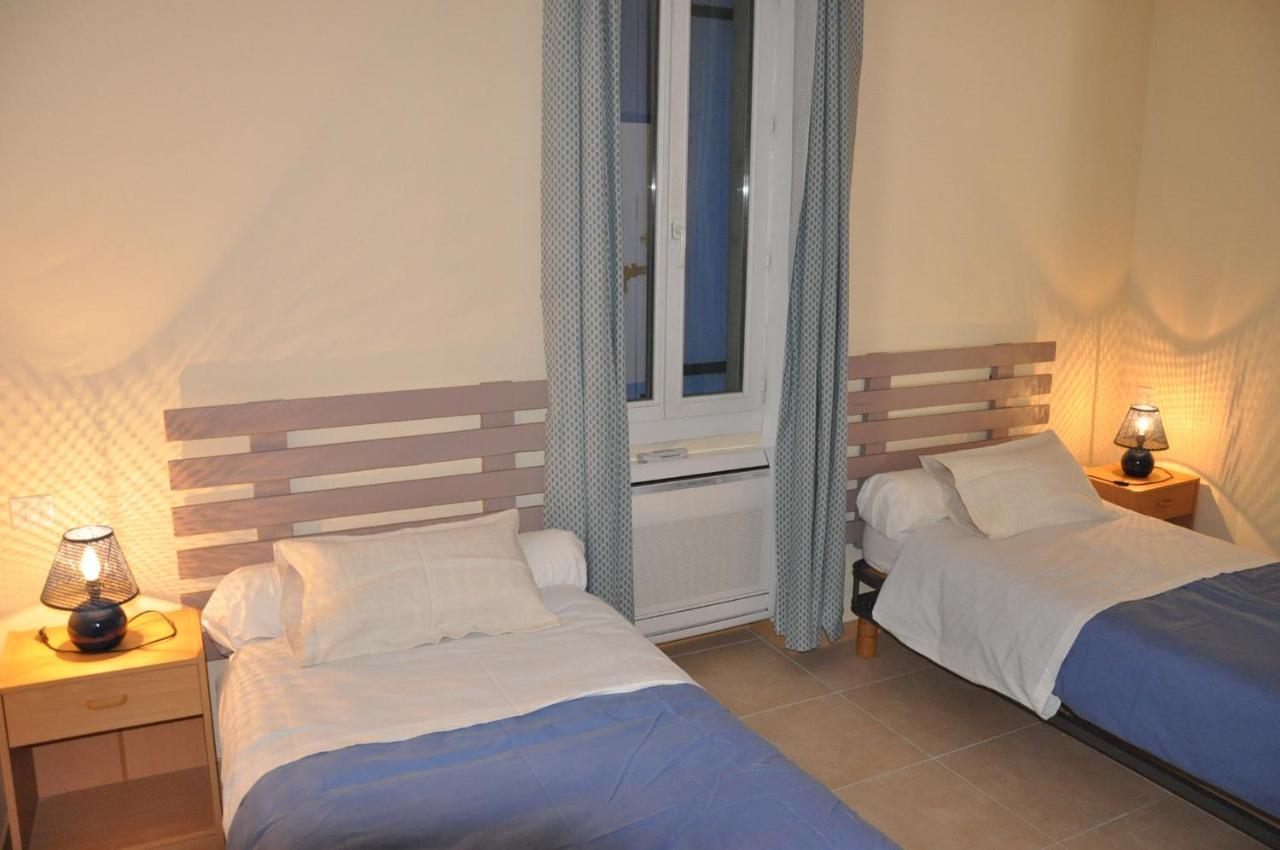 La Ferme De Tonton Jules 2 Hotel Entraigues-sur-la-Sorgue Exterior photo
